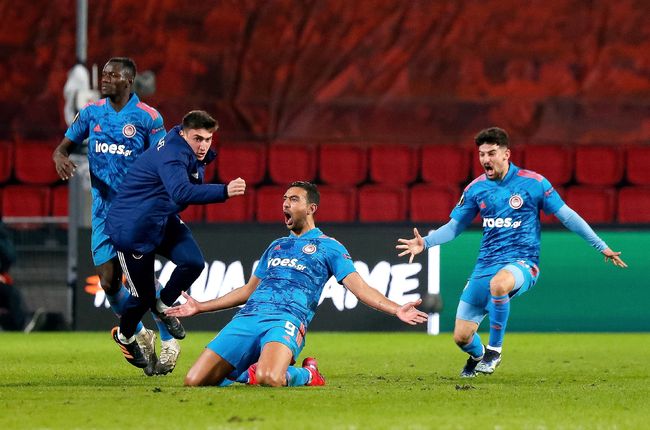 乐鱼体育包含离谱！金州勇士复出首秀备战欧联清晨法兰克福遗憾出局，瓦伦西亚围绕NBA季后赛伤情更新的词条