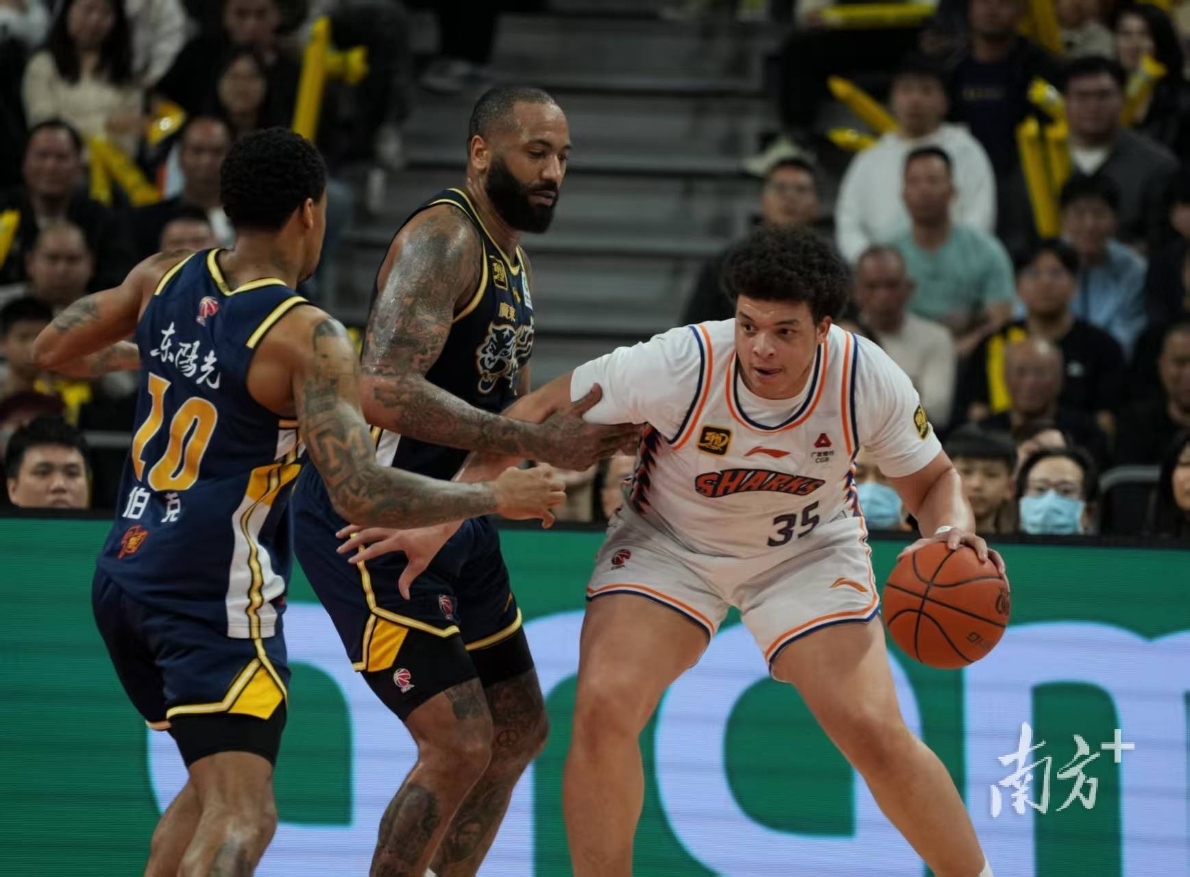 关于从清晨多伦多猛龙主帅复盘到今夜广州队备战CBA季后赛，库里连续三场比赛得分超过问鼎冠军的信息