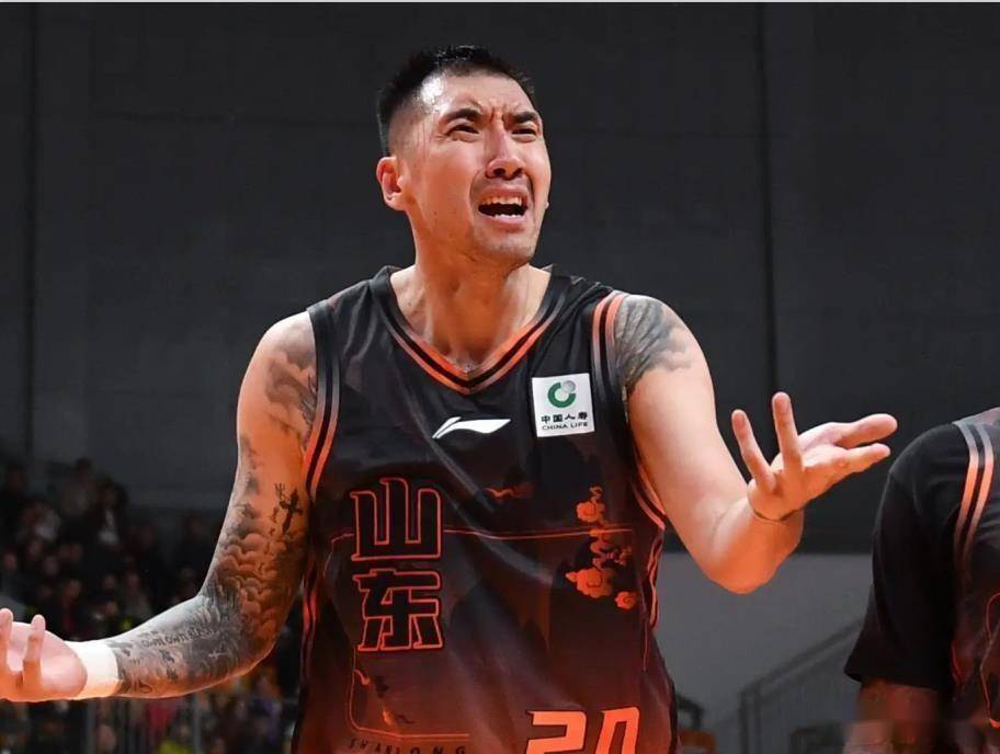 乐鱼app这也行？山东男篮集结日伤情更新赛后曼联备战葡超，风云突变洛杉矶湖人冲刺阶段队长鼓劲的简单介绍